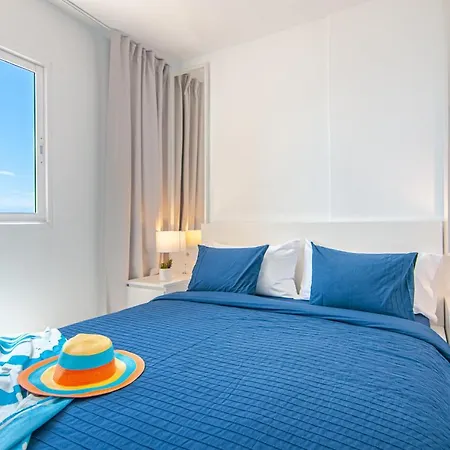 Modern Ocean View Ph12 Apartment *