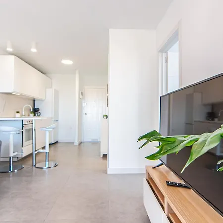 Modern Ocean View Ph12 * ロスクリスティアーノス