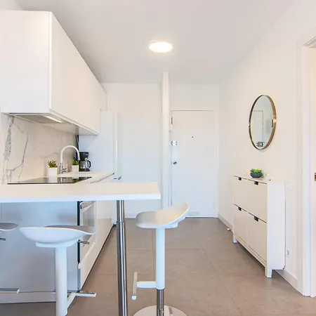 Modern Ocean View Ph12 アパート ロスクリスティアーノス